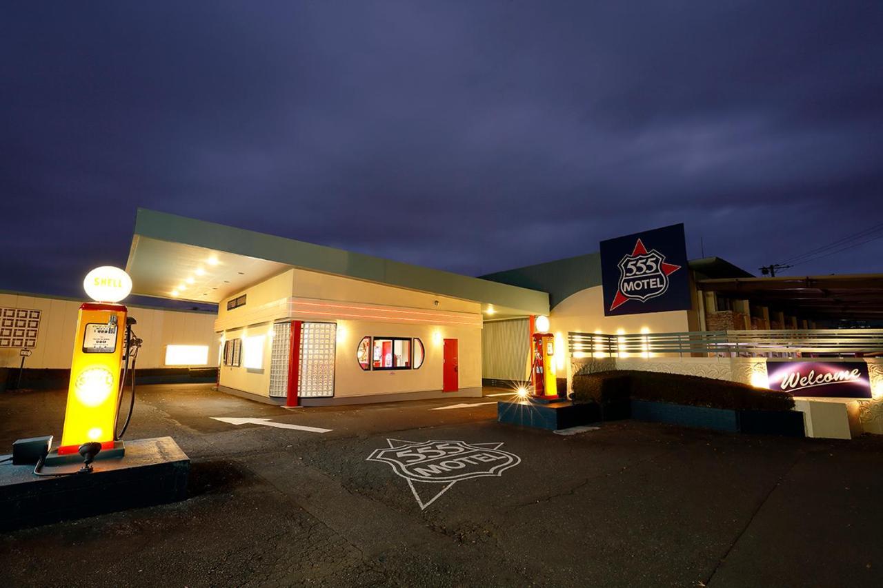555 Motel גוטמבה מראה חיצוני תמונה